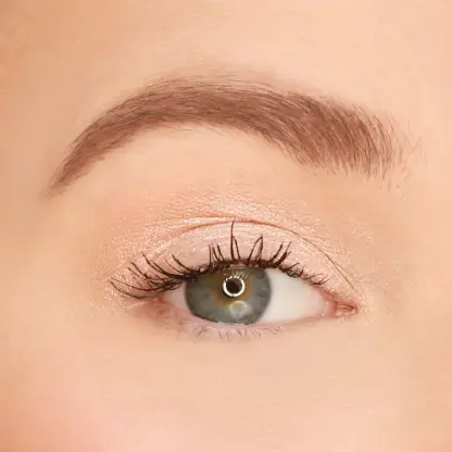 1382 single lashes___model_ALT